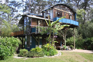 Skyhouse Retreat from Back Garden